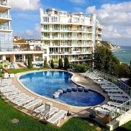 Silver Complex Aparthotel