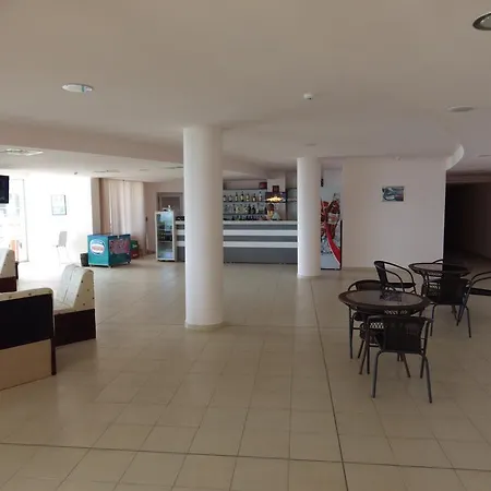 Aparthotel Silver Complex 3*