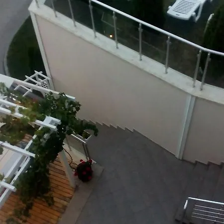 아파트호텔 Silver Complex 비알라