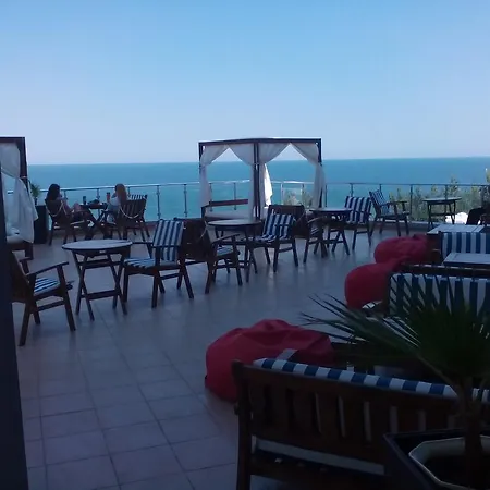 아파트호텔 Silver Complex 비알라