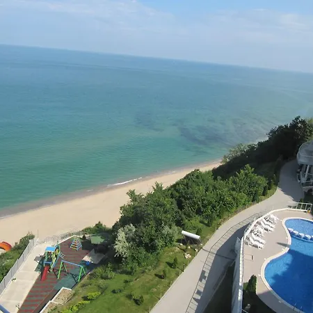 Apartahotel Silver Complex 3*